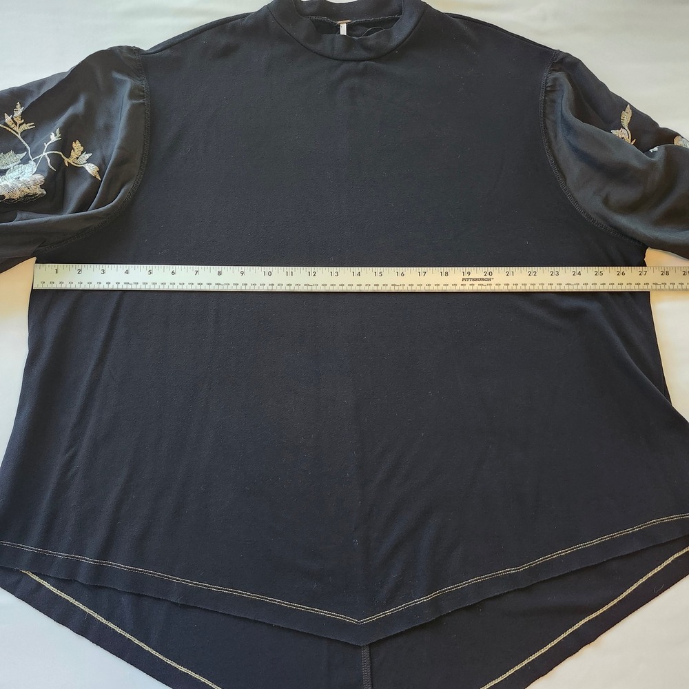 Free People Sydney Tuesday Black Kimono Sleeve Floral Embroidered Blouse Shirt M - Picture 9 of 9
